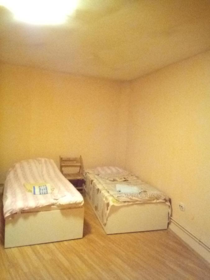 Casa Adrian Camere Centru Vechi Μπρασόβ Εξωτερικό φωτογραφία